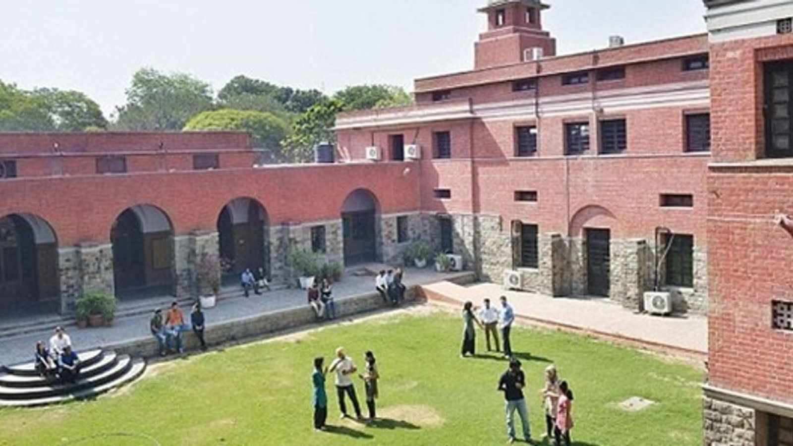 DU-UG-Admission-2025